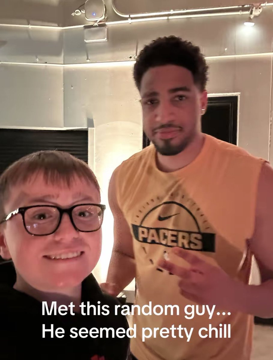 ScrollBaited's tweet photo. Yeah hali is cooked😭 https://t.co/2z8XAYVqKC