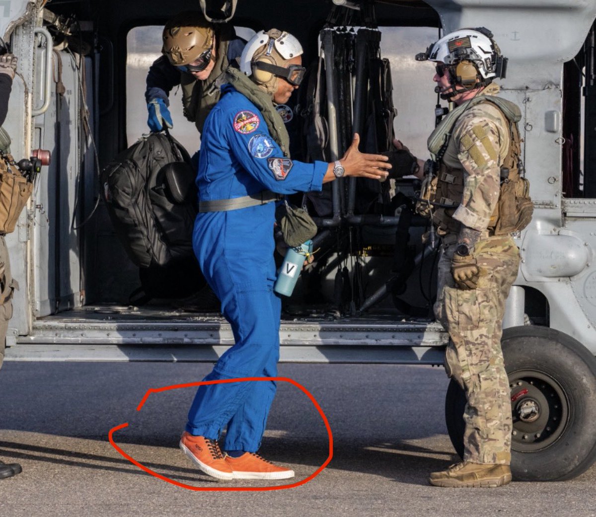 Jon Stewart tweet media