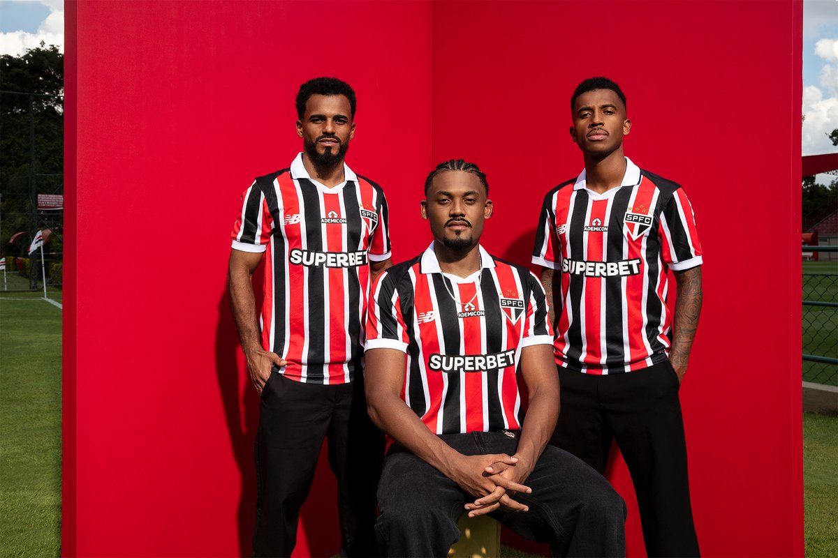 SaoPauloFC's tweet photo. Camisa Away 2026 🇾🇪

🛒 https://t.co/0uNS8pF4qs https://t.co/AQrhyeHeYJ