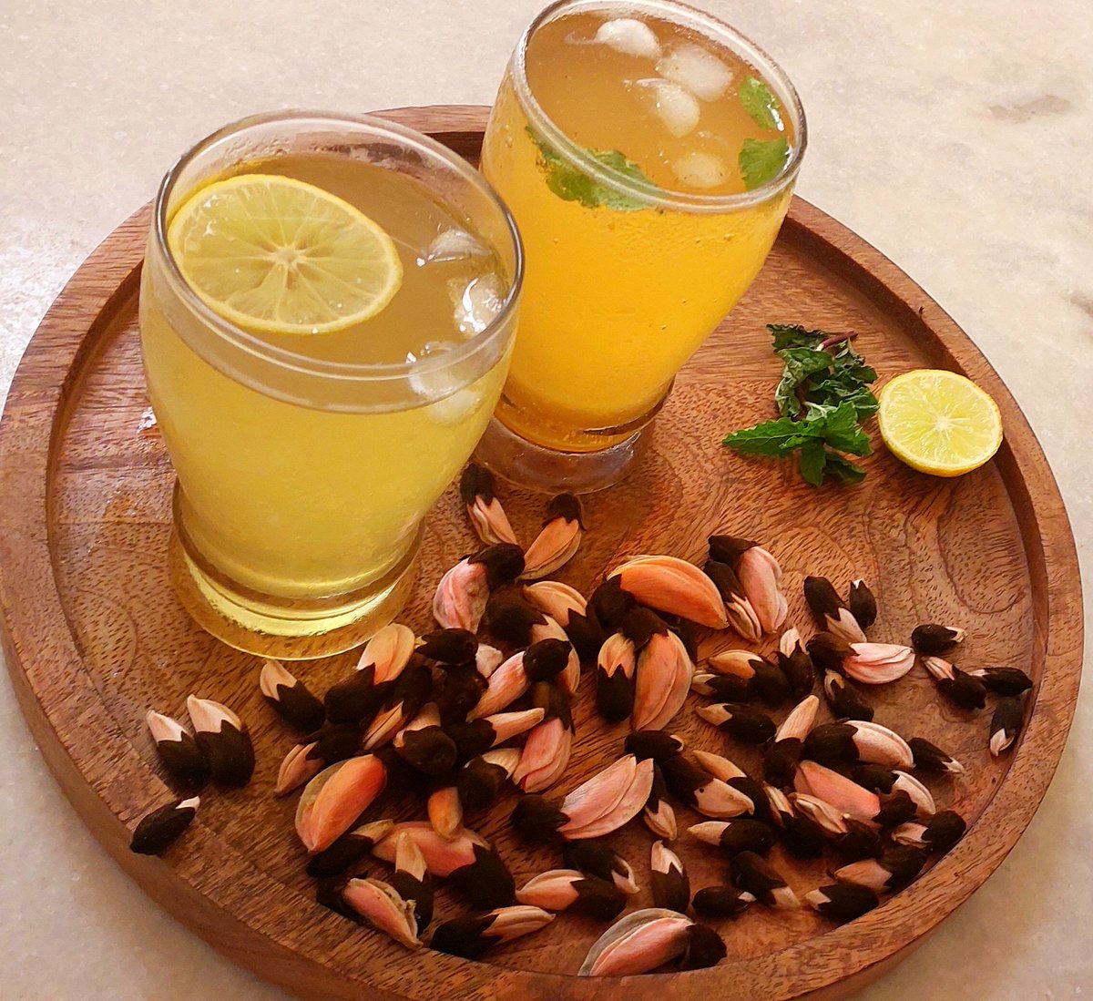 Manaswiini's tweet image. ପଳାସ ଫୁଲର ସରବତ 
👇😊🙏

youtu.be/SH0hJHGHu7k?si…

#summer #SummerDrinks 
#healthy