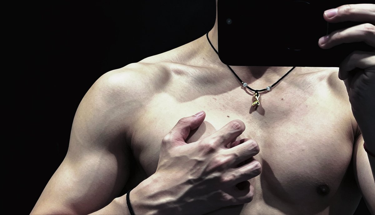 yunyunan tweet media