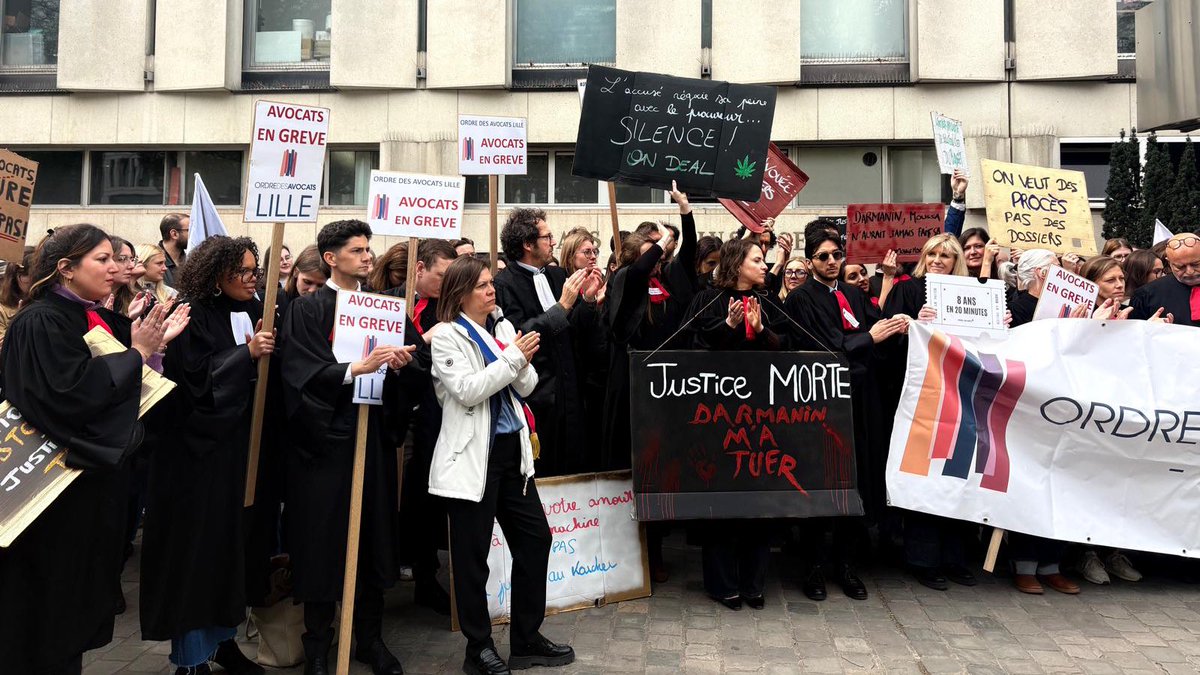 A_Linkenheld's tweet image. #justice #VSS
Forte mobilisation des avocats et magistrats contre le projet de loi sur la justice criminelle. Les associations féministes s’y opposent aussi.

Au nom des @senateursPS je défends ce soir la suppression du plaider coupable et de l’extension des compétences des CCD.