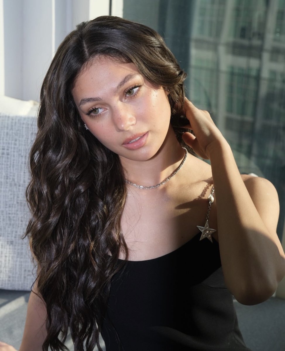 ೀ katt tweet media