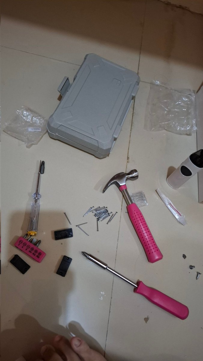 bvrningmoon tweet media