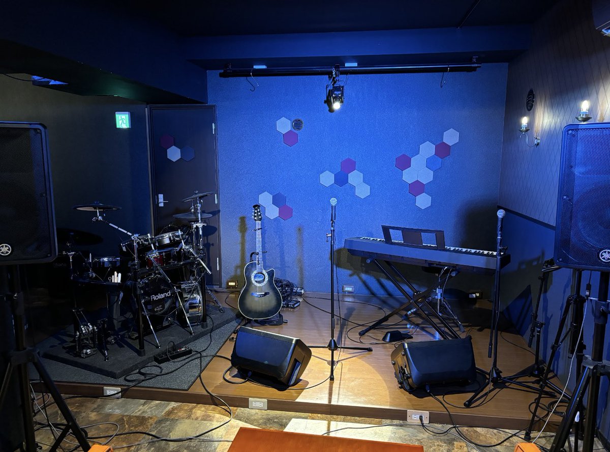 【2日限定　ホール代無料！？】
ホールレンタル無料！持込企画募集
対象日程：5/23(土) 5/24(日)

急遽スケジュールに空きが出たため、上記2日程をサービス開放！
¥32,000〜のホールレンタル代を無料でお貸しします！

お申し込み・お問い合わせは当店公式LINEから！（内容は要相談となります。）