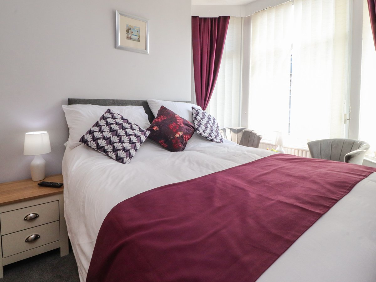 scateringcouk's tweet image. Verdo House in Blackpool, Lancashire, sleeps fourteen in eight bedrooms.

🐾 Dog friendly
📍 Blackpool, Lancashire

selfcatering.co.uk/england/lancas…

#Blackpool #Lancashire #DogFriendly #HolidayCottage #SelfCatering