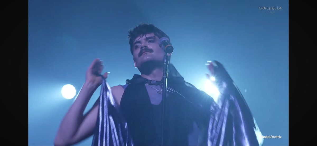 伊万里 tweet media