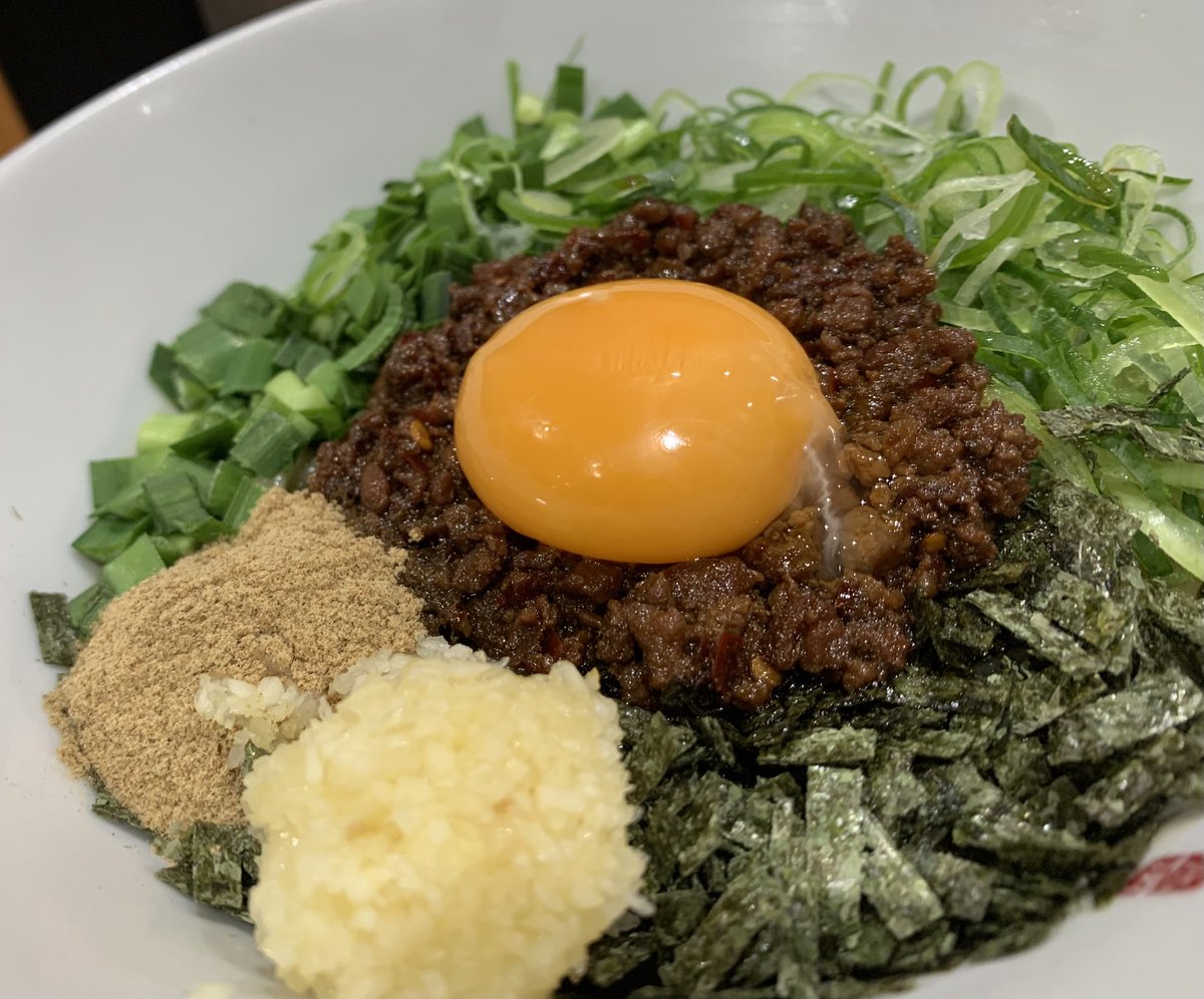 パチっこ tweet media