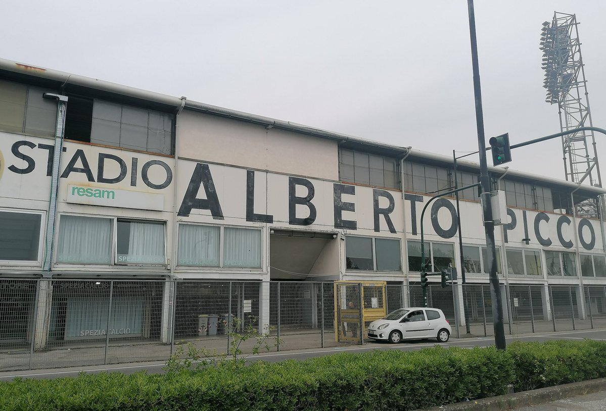 rick_mantovano's tweet image. Don't you just love #groundhopping in Italy 😍😍😍 

Spezia's stadio Alberto Picco 🦅 🇮🇹⚽ 🏟️