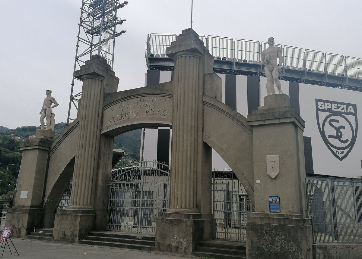 rick_mantovano's tweet image. Don't you just love #groundhopping in Italy 😍😍😍 

Spezia's stadio Alberto Picco 🦅 🇮🇹⚽ 🏟️