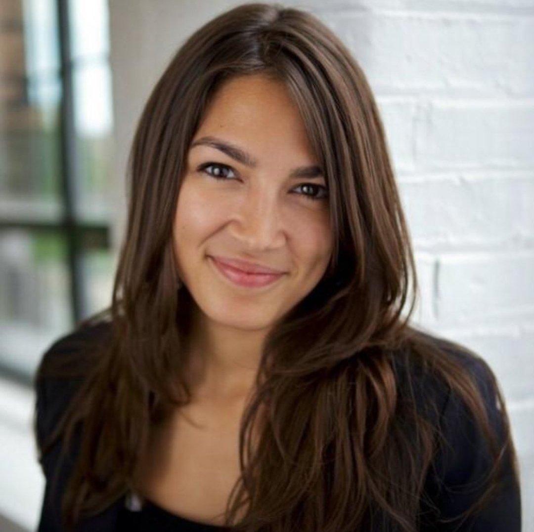 Dark Darling tweet media