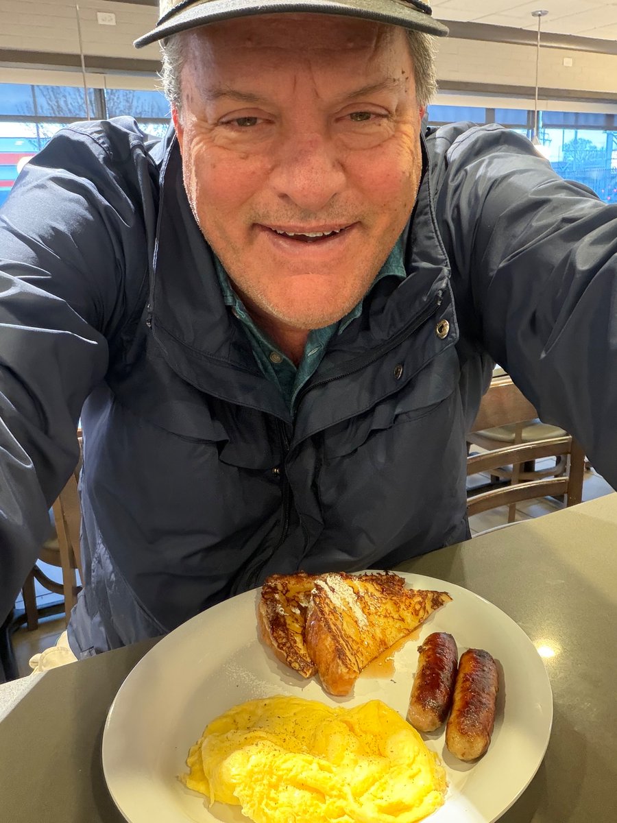 George “Riley” Panagakis tweet media