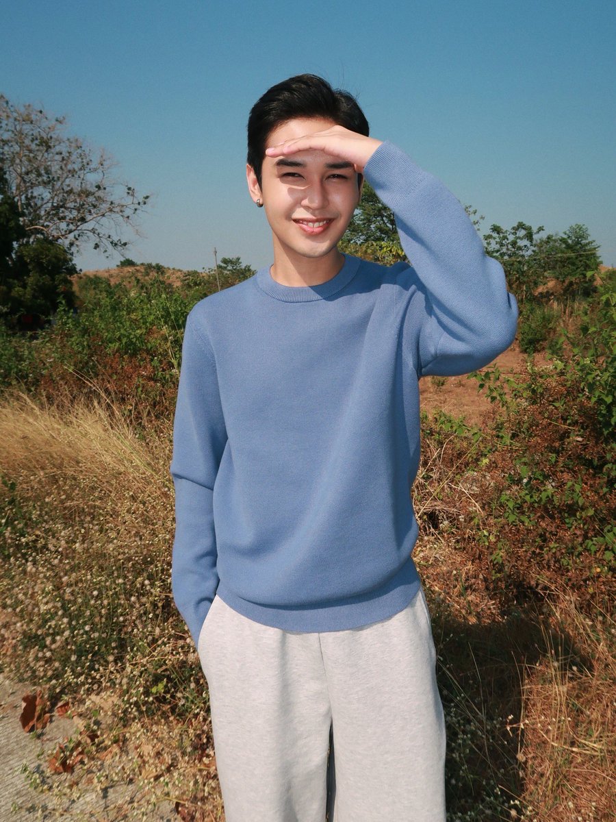 reiven_umali's tweet photo. POV: got blinded by your beauty🌻 https://t.co/guJG9MIDjV