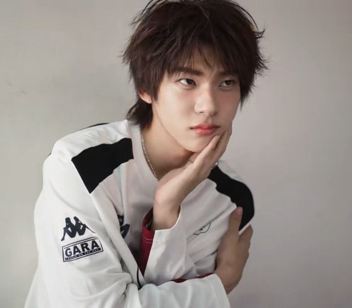 chan🐞thinking about pttp tweet media