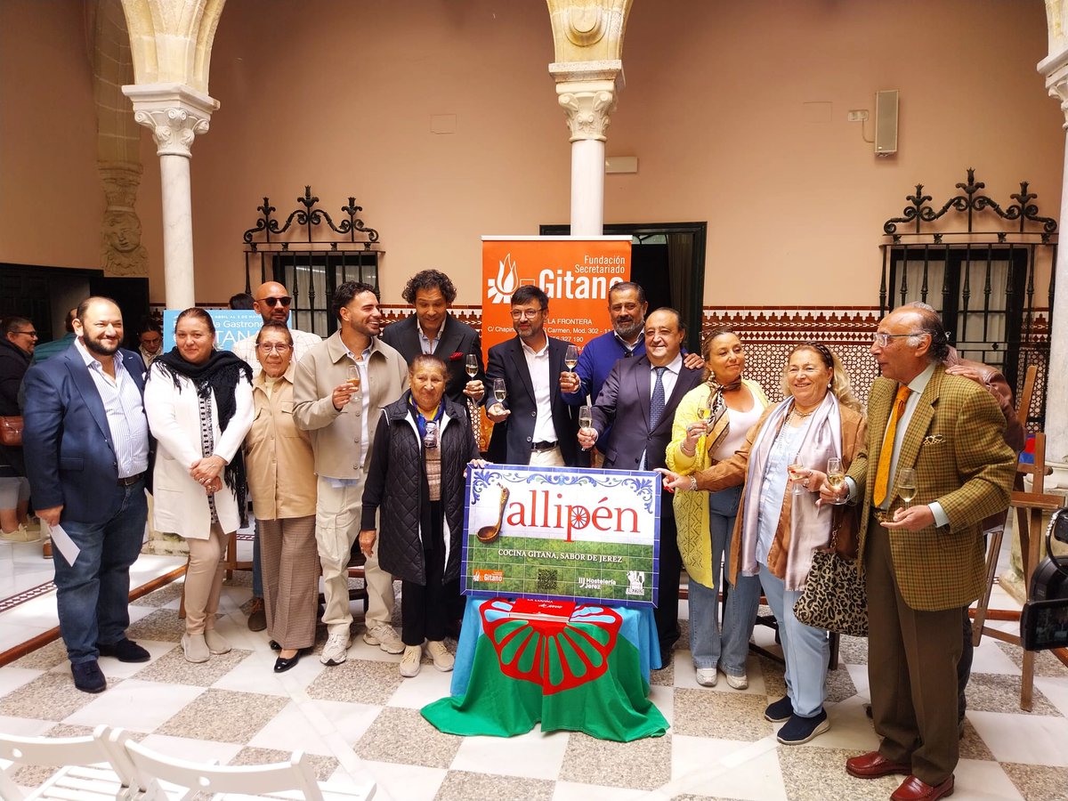 ciudadjerez's tweet image. El @ciudadjerez  felicita a la Fundación Secretariado Gitano por la iniciativa ‘Jallipén’ en el marco de la Capital Española de la Gastronomía

Este proyecto reconoce la aportación del Pueblo Gitano a la identidad cultural y gastronómica de #Jerez