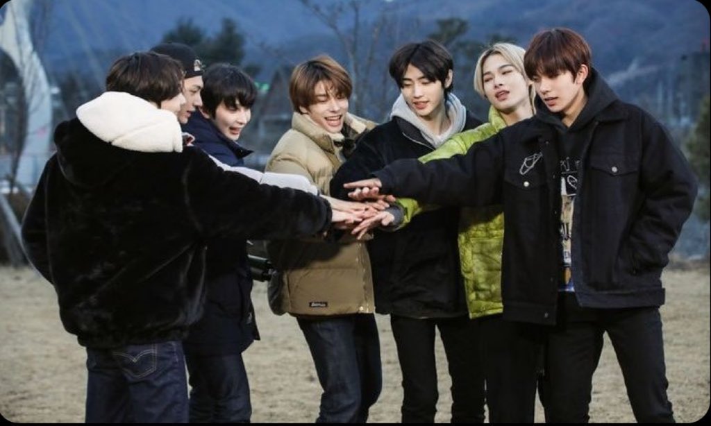 hyopinez tweet media