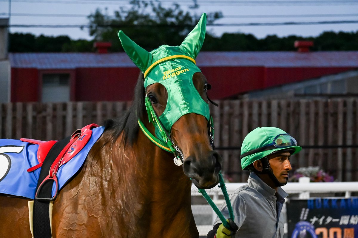 とむお tweet media