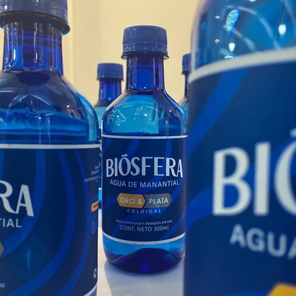 aguabiosfera's tweet photo. Eleva tu hidratación con nuestra agua de manantial, enriquecida con Oro y Plata Coloidal. Una combinación única diseñada para equilibrar tu organismo y brindarte la pureza que tu cuerpo merece.
#AguaBiósfera #AguaDeManantial #Bienestar #OroColoidal #PlataColoidal https://t.co/319GfjWzwD