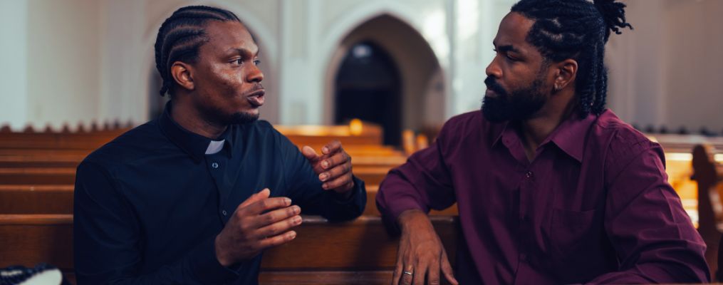 clicktopray_pt's tweet image. ✳️Pastores Feridos: A #Crise como Momento de Graça
"Os sacerdotes, como todos os outros, são chamados a repensar a "crise", passando de uma "mentalidade de problema" para uma "mentalidade de graça". 

🔗clicktopray.org/articles/12337
#SaúdeMental