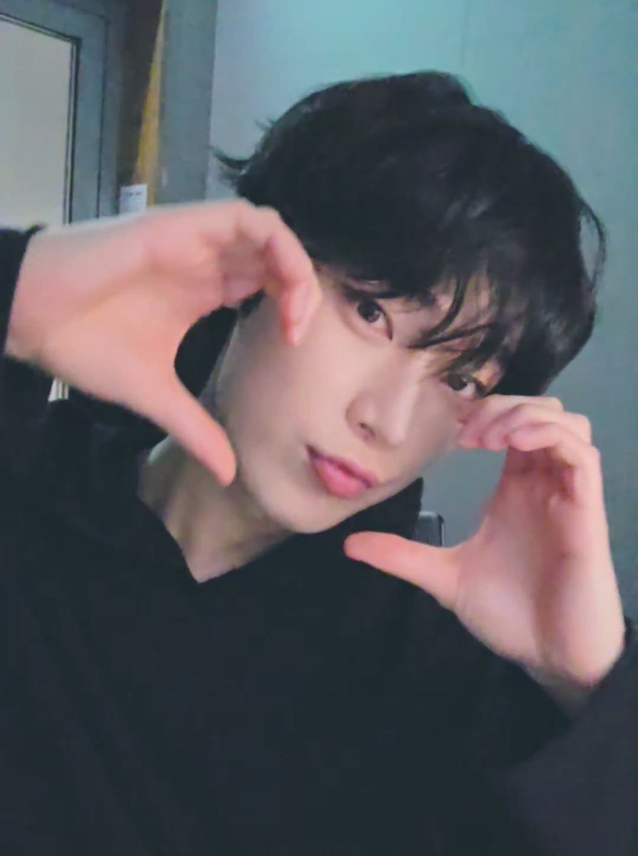 perfectnoo tweet media