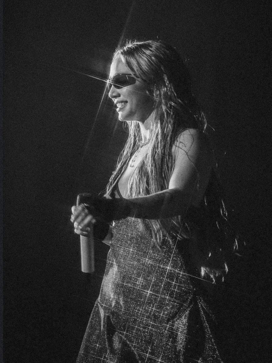 𝖓𝖔𝖊✰ tweet media