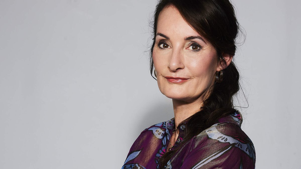 Esther van Fenema tweet media