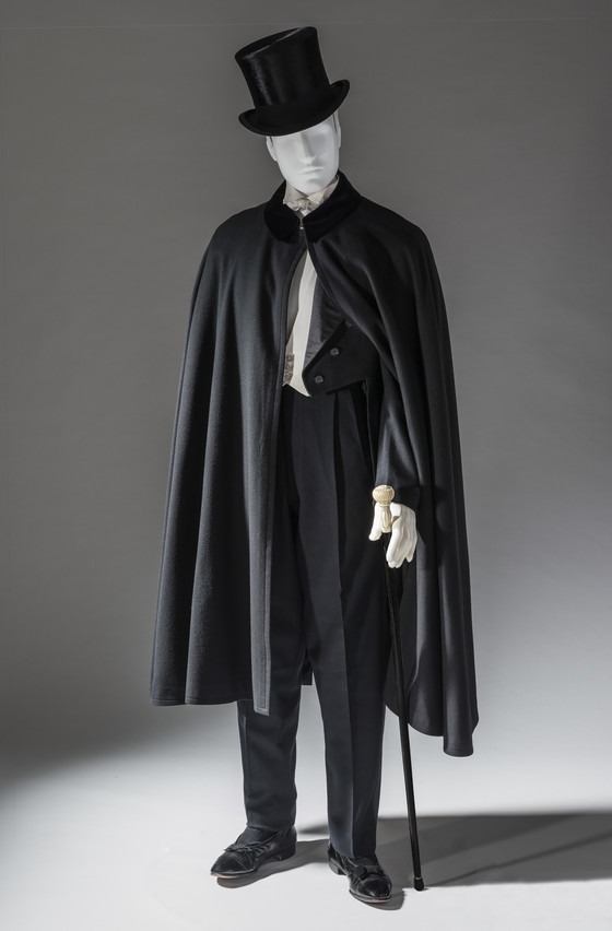 Ensemble, early 20th century. Los Angeles County Museum of Art.