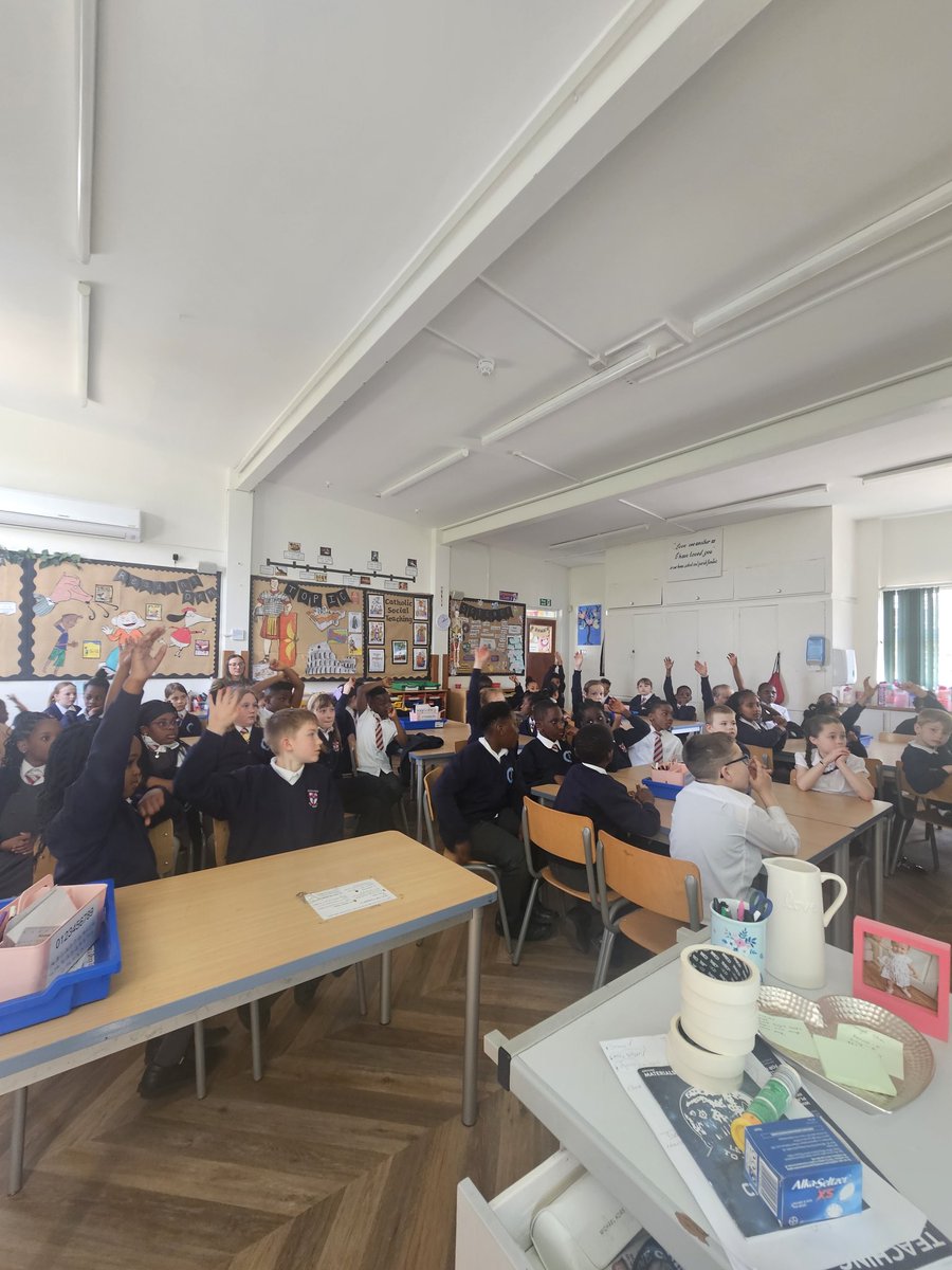 SaintAnnesCPS's tweet photo. Year 3 and Year 4 are currently half way through their "Space Day".  We are having great fun exploring life on Mars,  the solar system and technology in space. #techshecan https://t.co/hWv97SbFHG