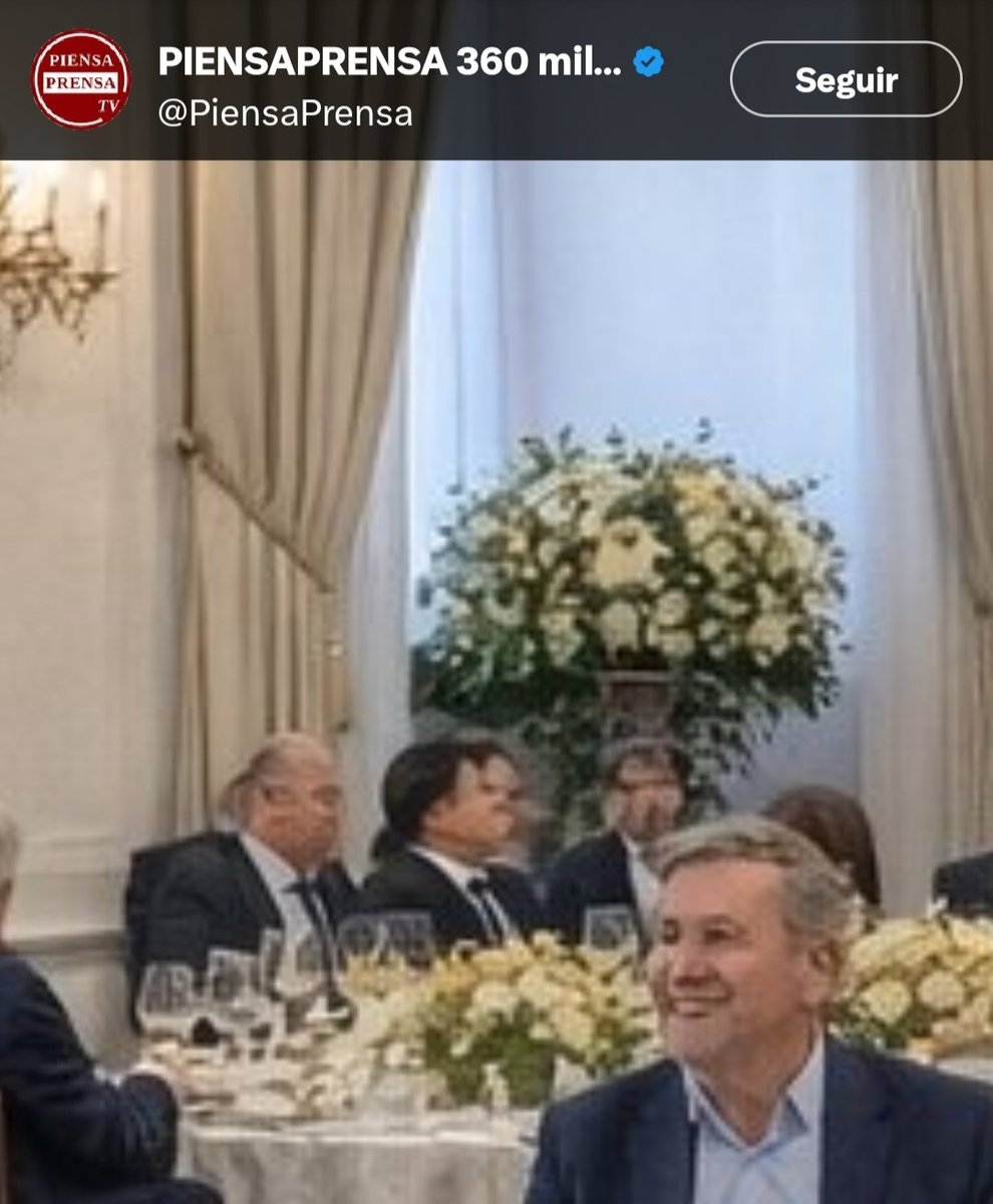 Jandi ⭐ 👁️👄👁️ ♒ 👽🧉🚬🛩️🗺️ tweet media