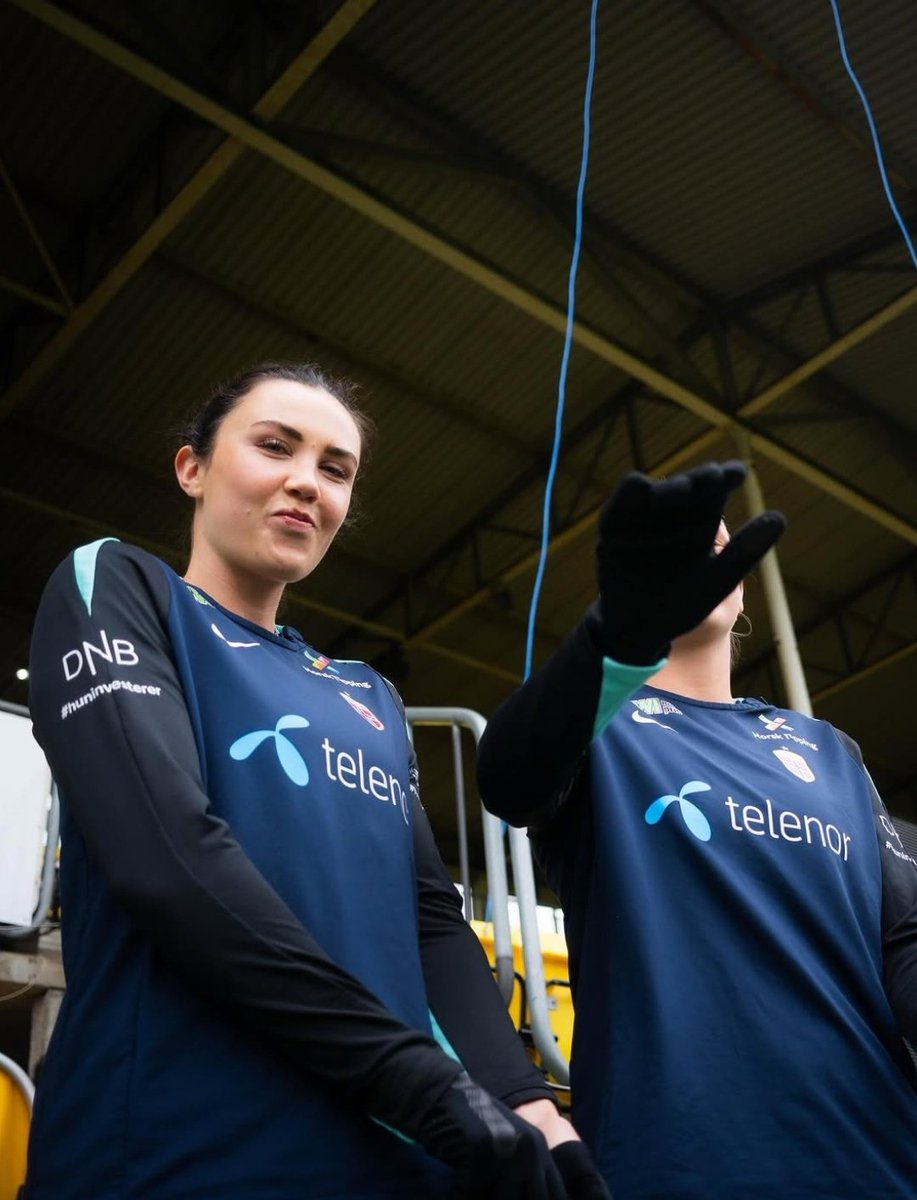 _h0ney_y's tweet image. Ingrid Engen 👸🏻 &amp;amp; Frida Maanum 🇳🇴 

Por fin foto de las besties 🥳