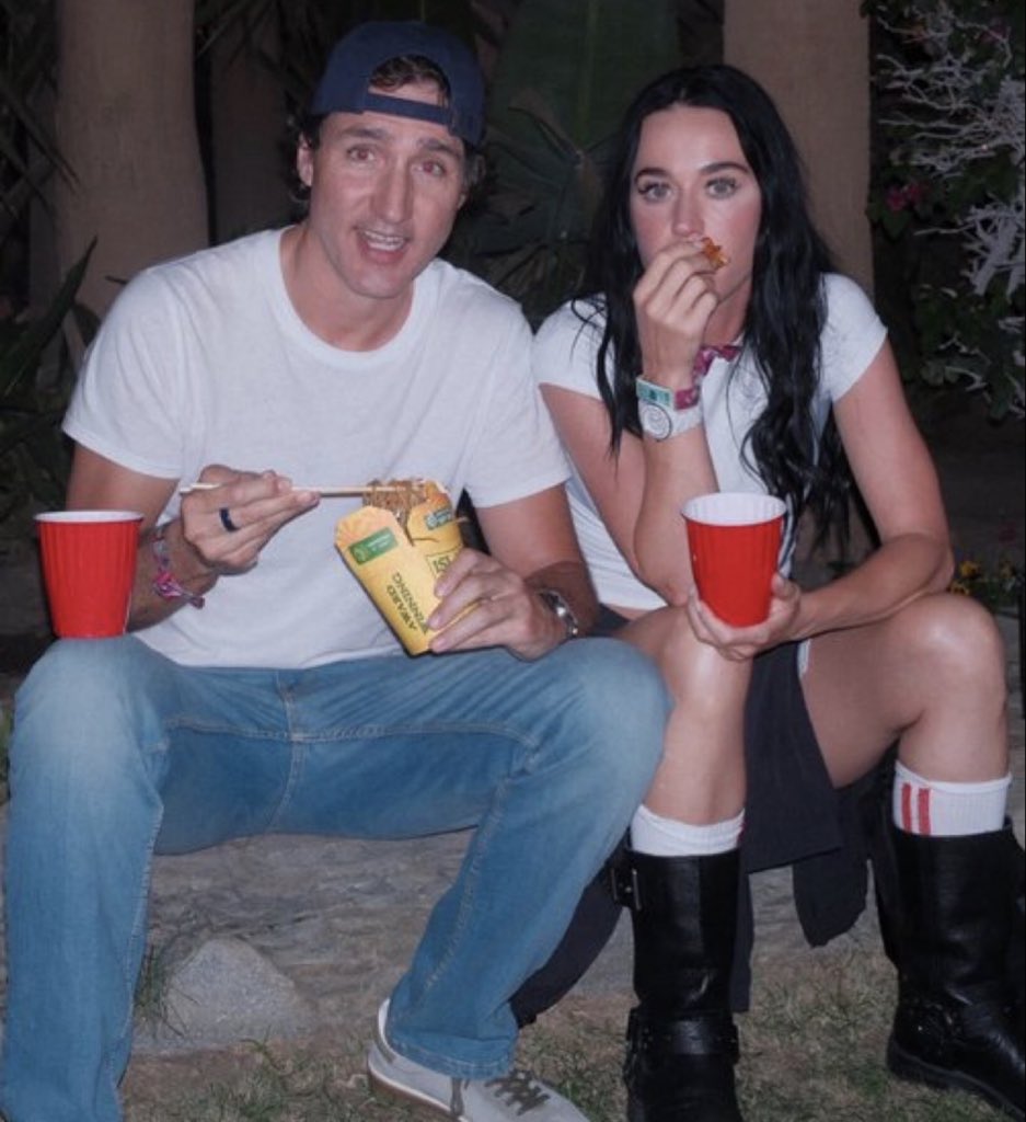 Oli London tweet media