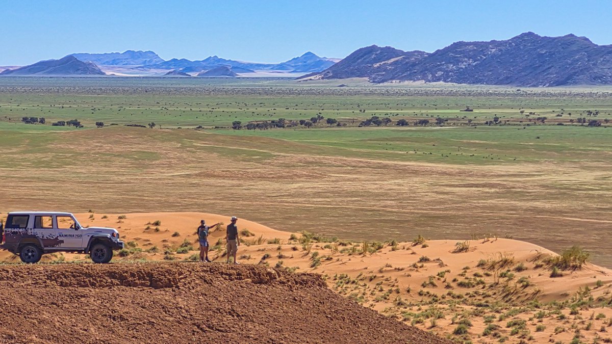 GondwanaLodges's tweet photo. They're pointing at the horizon β honestly, where do you even start? ποΈπΏ https://t.co/IAqp9CIbg7 #NamibDesertLodge #Namibia2Go #GondwanaLodges #Namibia https://t.co/eIzxedJdVY