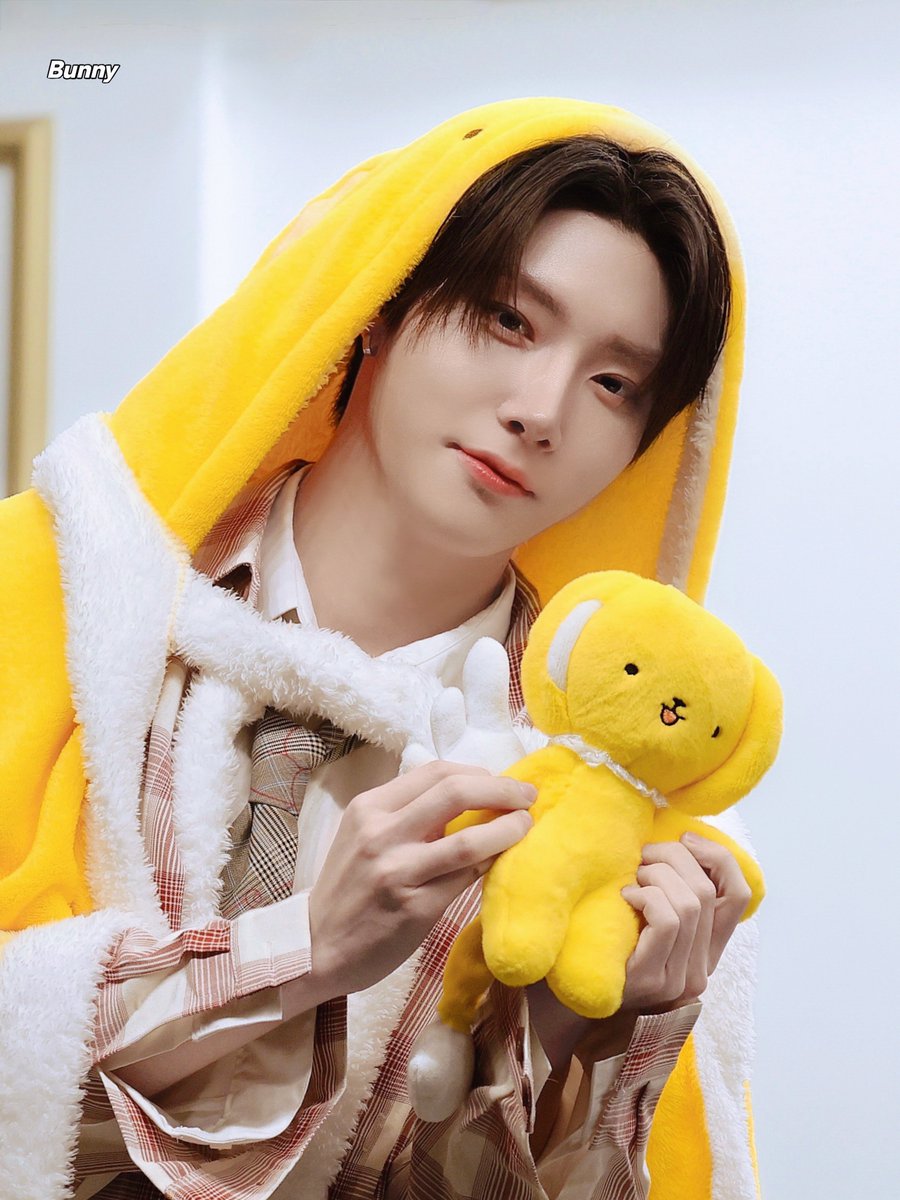 Bunny tweet media