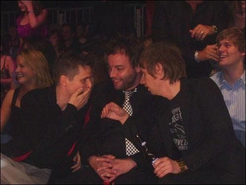 유티 (상태: 돼지곰) tweet media