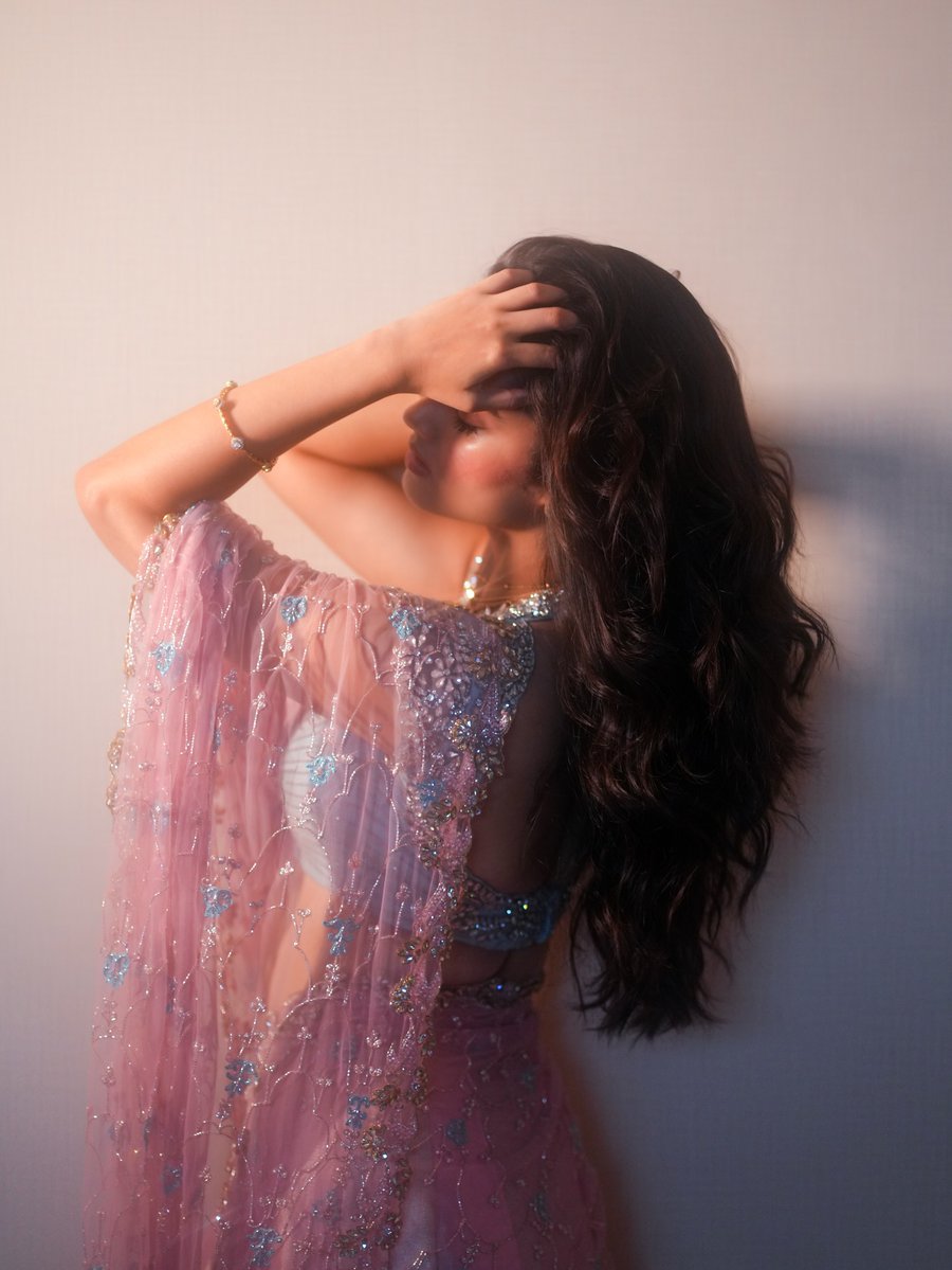 Bhagyasrii Borse tweet media