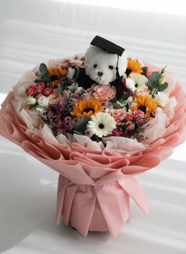 بلوم آند كوف tweet media