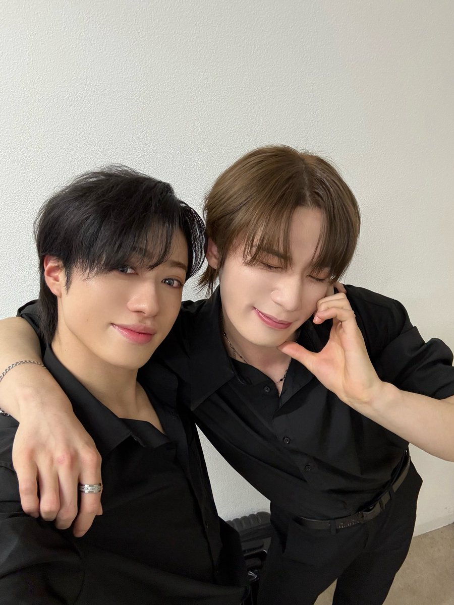 CHASER_ofcl's tweet image. 시훈,, 나 형야

#체이서 #CHASER #チェイサー 
#KEISUKE #SIHUN