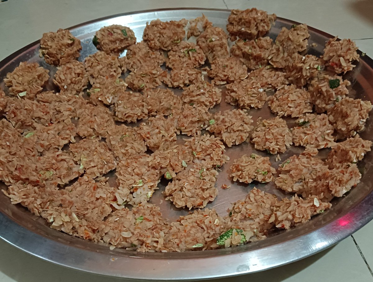 ಕೃಷ್ಣಂ ವಂದೇ ಜಗದ್ಗುರುಂ (कृष्णं वंदे जगद्गुरुम्) tweet media