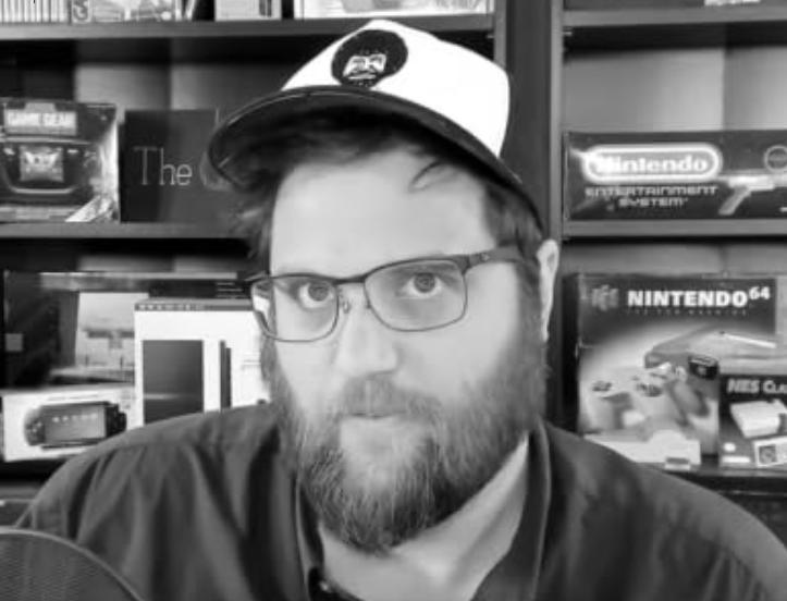 LolCow Basement 👩‍🦯 tweet media