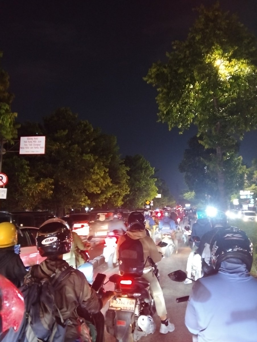 DewaXolmas's tweet image. Gusti Ngurahrai #jaktim