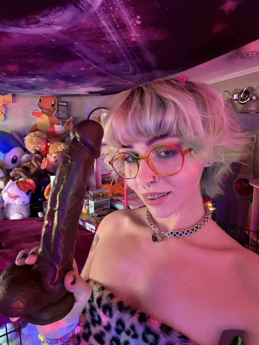 ☆ dolly ☆ tweet media