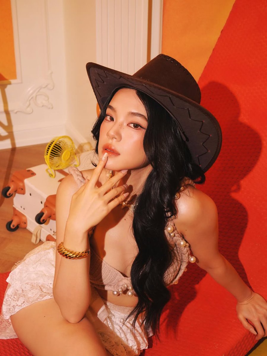 Robert ลงรูปสิ่ง สวยๆงามๆ ถูกใจก็กด tweet media