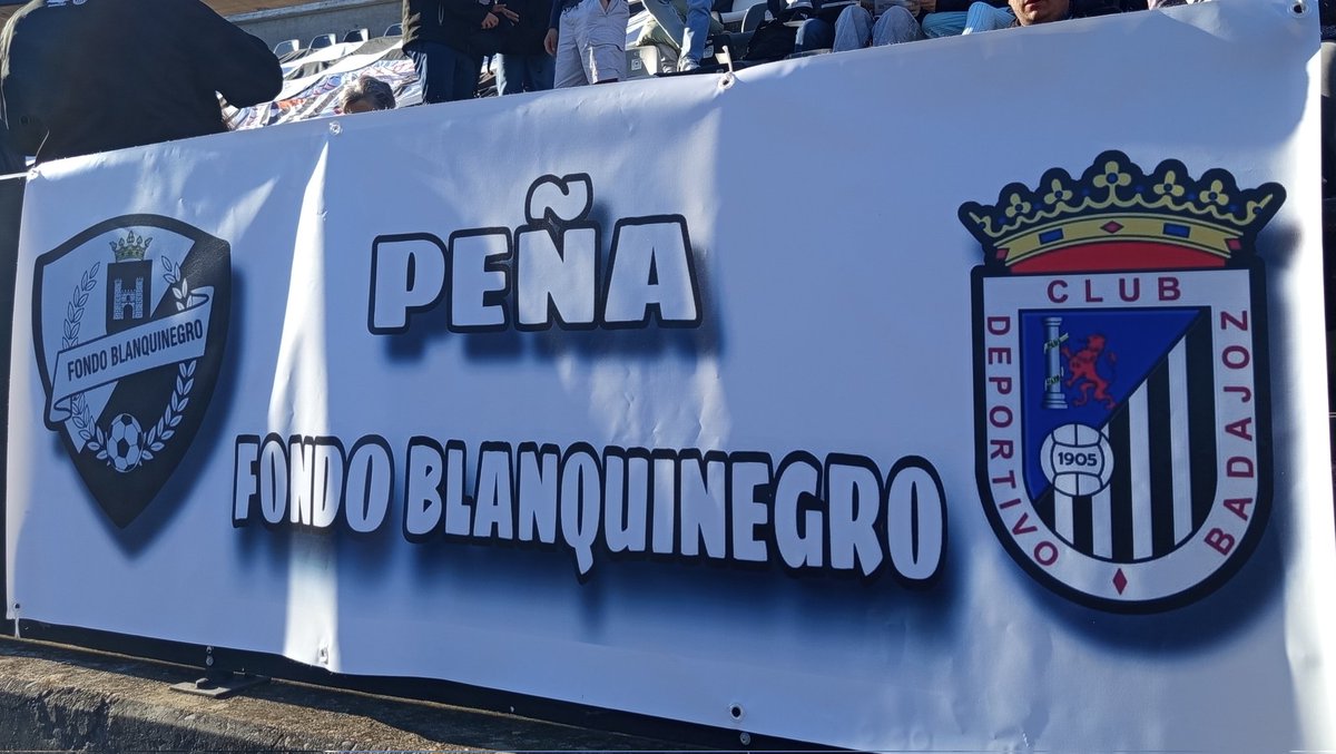 Peña Fondo Blanquinegro tweet media