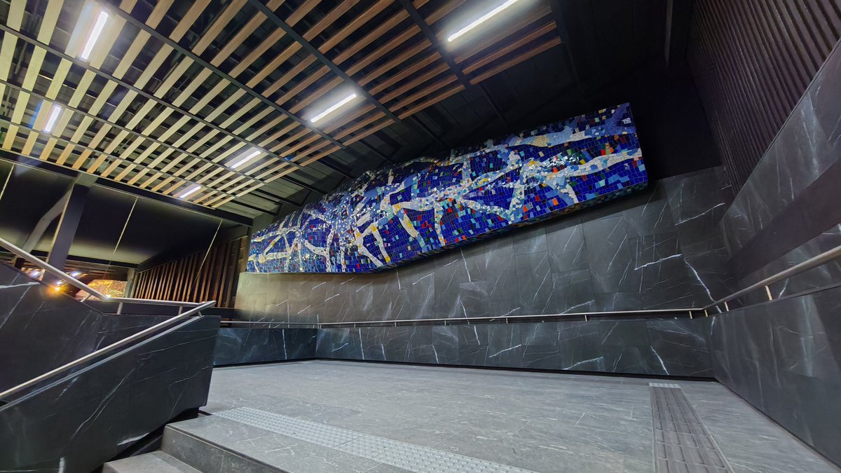 asociacion_stc's tweet photo. ¡Reconocemos la transformación histórica de nuestro Metro! 🚆✨

Desde la Asociación de Permisionarios del STC, expresamos nuestro más profundo reconocimiento al Director del @MetroCDMX , @AdrianRubalcava , por la impresionante renovación de la estación Taxqueña. https://t.co/7OTyygojEs