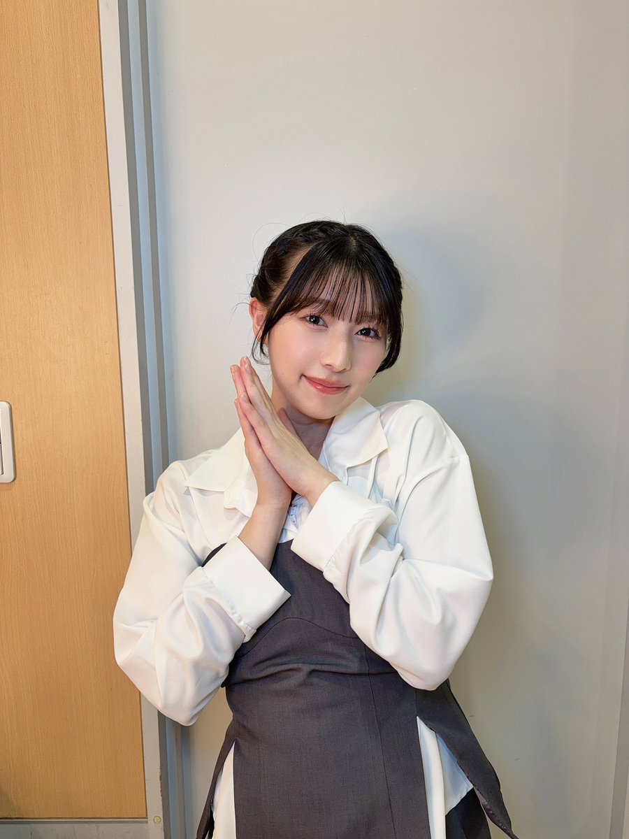 _wakapon_'s tweet photo. 7/18(土)18時〜
安部若菜卒業コンサート「そして最後のページには」
開催が決定しました‼︎‼︎
本当にありがとうございます😭

しかも7/18は私の誕生日‼︎
みんなが輝けて、ぶち上がれるライブにします🥰
ぜひ遊びにきてくださいっ🥰🎶 https://t.co/4OTLHU0NtG