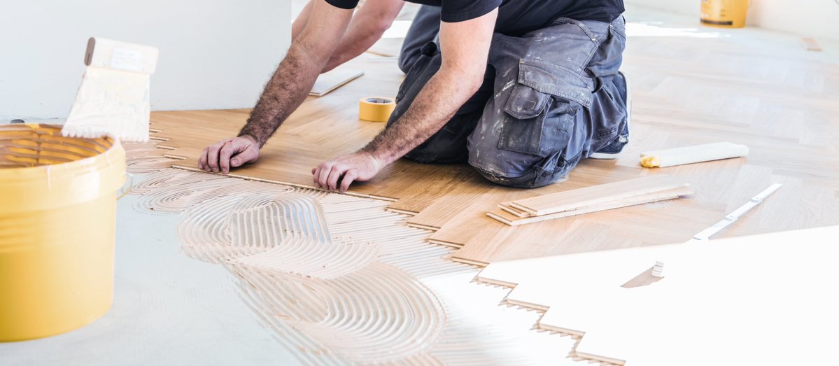 builddirect's tweet image. Pro tip for busy homes: if you’re choosing flooring, ask one question—“will I still like it after 1,000 chair scrapes?” Durable &amp;gt; trendy. Your future self will thank you. #Flooring #HomeRenovation #InteriorDesign #HomeImprovement