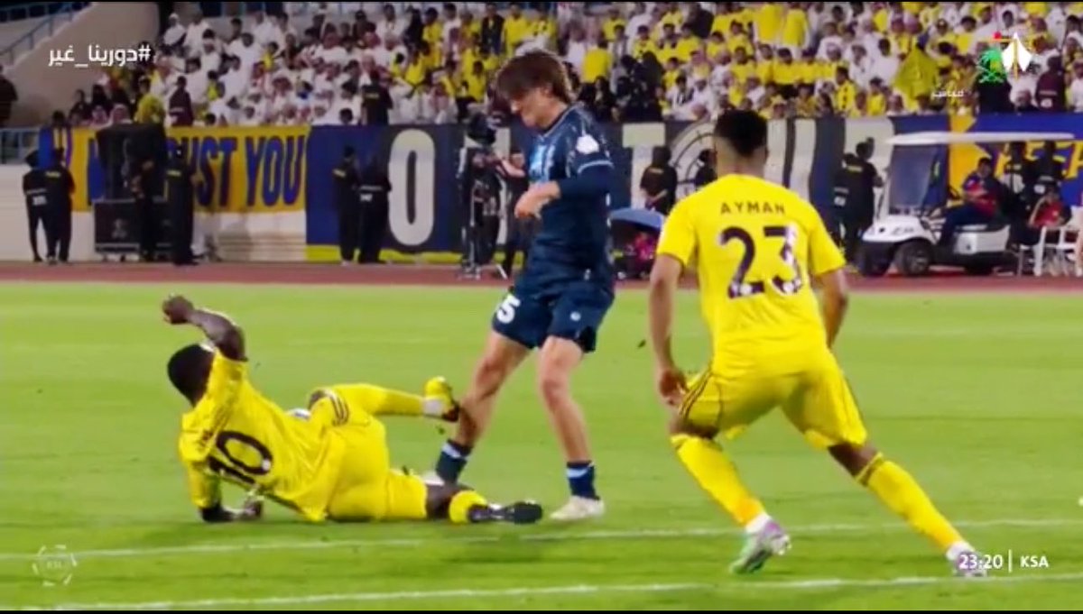 دباس الدوسري tweet media