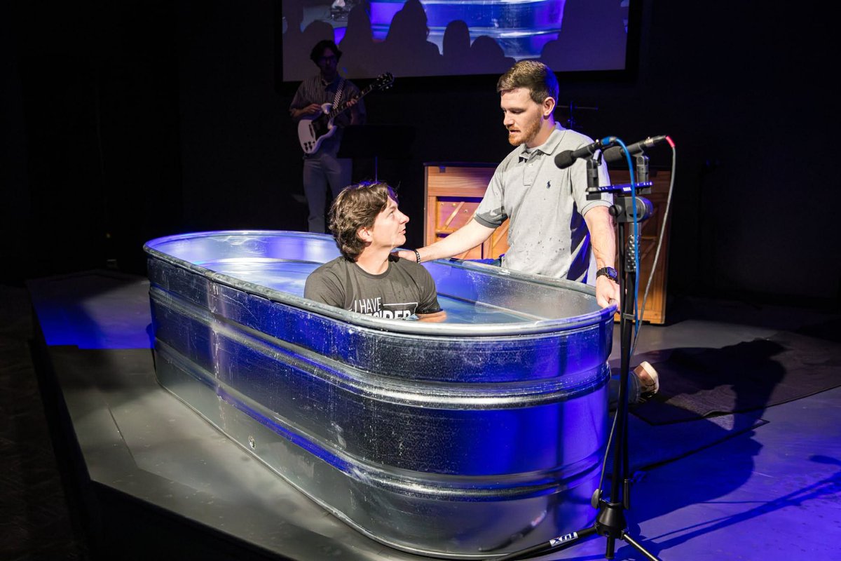 UCCoachShelton's tweet image. We canceled on field BP…. For good reason.  Had to be there for our Friday night guy.   Congratulations Wes.  Best decision you’ll ever make.  #together

Photo credit: Case Croley