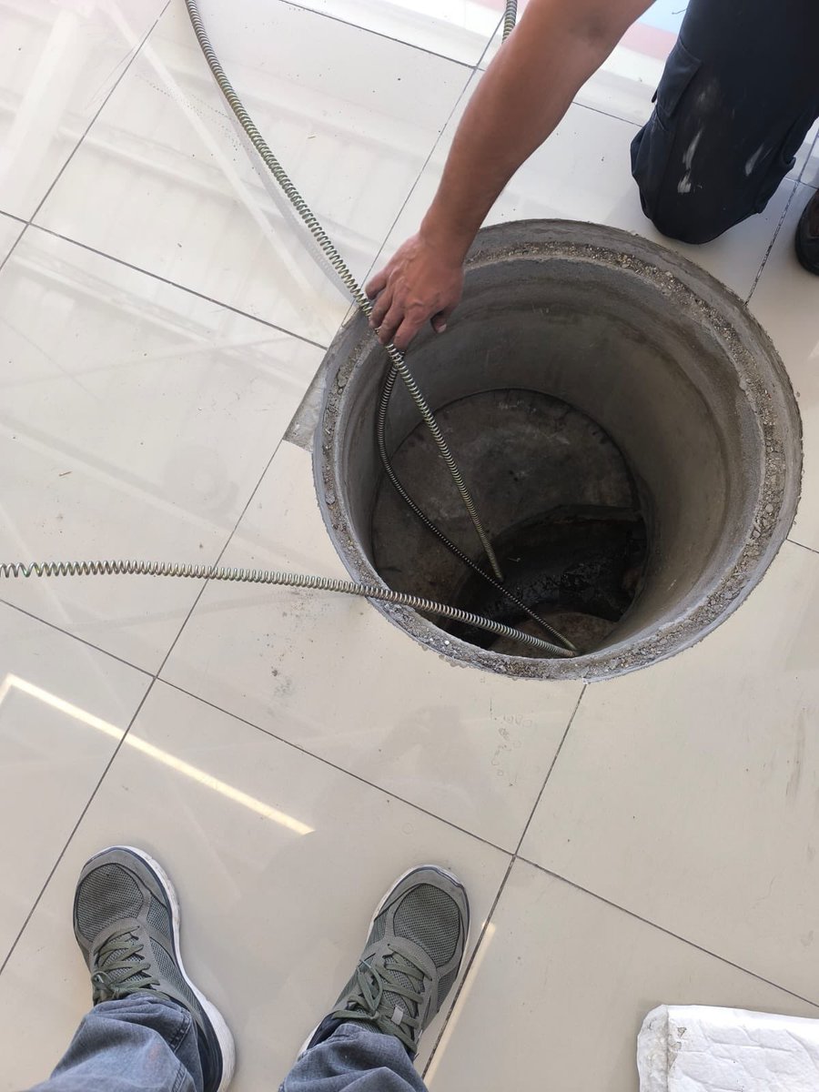 ZarateLtda's tweet photo. Destape de desagüe en baño Derco Yusic #Calama

#santiago #Antofagasta #Iquique https://t.co/Pnf2PGehEr