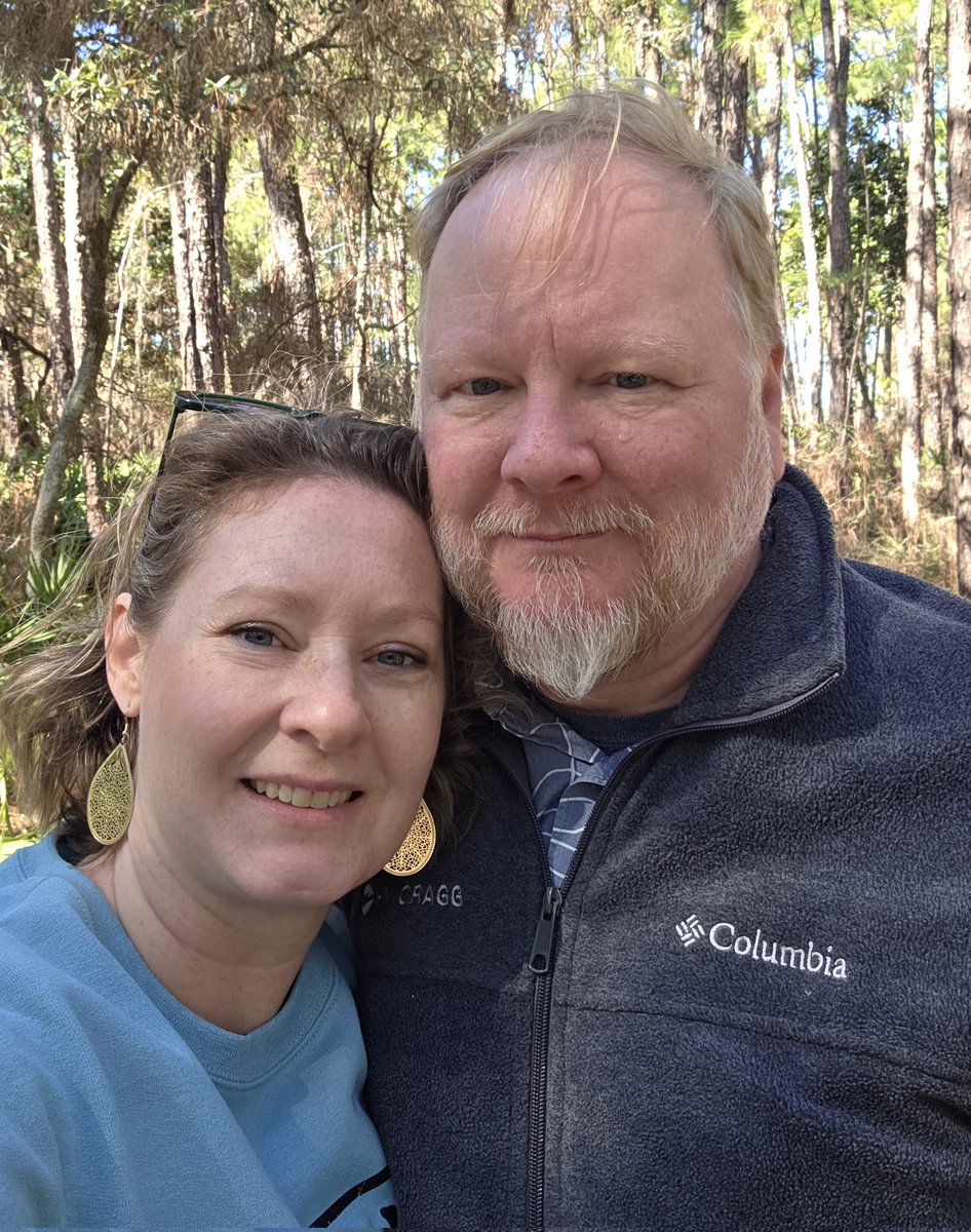 midwestjoylife's tweet photo. @SamStrohekerUgc Hi, my teen son and husband (50s) are up for ugc! My portfolio is https://t.co/WFifWqcLLw and they're both on there. https://t.co/bZnMxfKaie